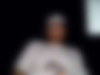 tallhungcloudyy's Live Sex Cam Show