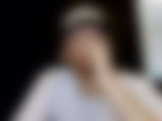 tallhungcloudyy's Live Sex Cam Show
