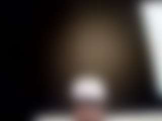 tallhungcloudyy's Live Sex Cam Show