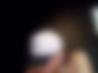 tallhungcloudyy's Live Sex Cam Show