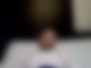 tallhungcloudyy's Live Sex Cam Show