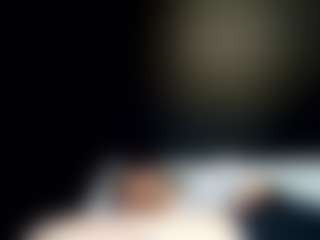 tallhungcloudyy's Live Sex Cam Show