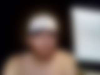 tallhungcloudyy's Live Sex Cam Show