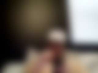 tallhungcloudyy's Live Sex Cam Show