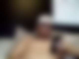 tallhungcloudyy's Live Sex Cam Show