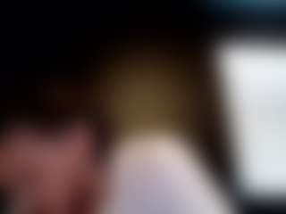 tallhungcloudyy's Live Sex Cam Show