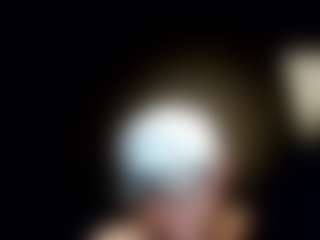 tallhungcloudyy's Live Sex Cam Show