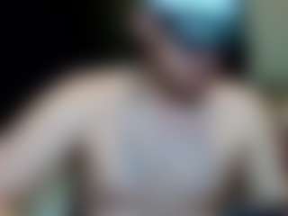 Live cam show with tallhungcloudyy - Daddy on x69.live
