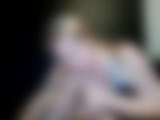 Live cam show with tallhungcloudyy - Green Eyes on dropp.cam