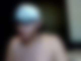 Live cam show with tallhungcloudyy - Tease on Hubzter Live