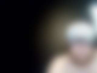Live cam show with tallhungcloudyy - Beardy on Camsoda