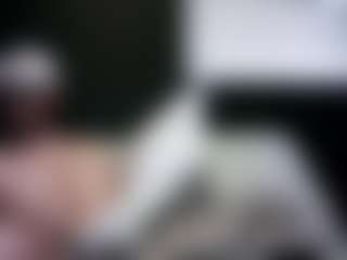 tallhungcloudyy's Live Sex Cam Show
