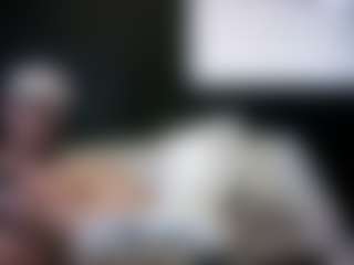 tallhungcloudyy's Live Sex Cam Show