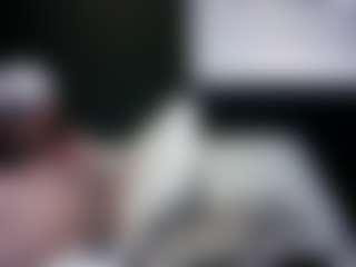 tallhungcloudyy's Live Sex Cam Show