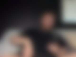 tallhungcloudyy's Live Sex Cam Show