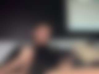 tallhungcloudyy's Live Sex Cam Show