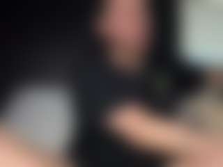 tallhungcloudyy's Live Sex Cam Show