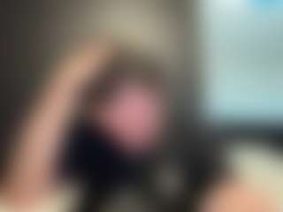 tallhungcloudyy's Live Sex Cam Show