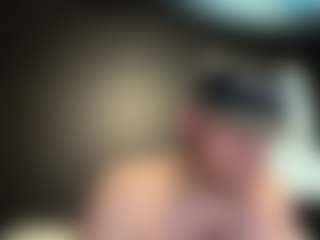 tallhungcloudyy's Live Sex Cam Show