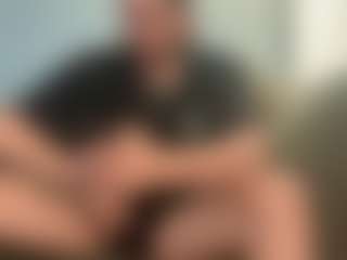 tallhungcloudyy's Live Sex Cam Show