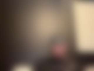 tallhungcloudyy's Live Sex Cam Show