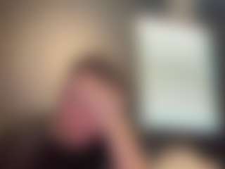 Live cam show with tallhungcloudyy - Jerk Off on AdultVida.com