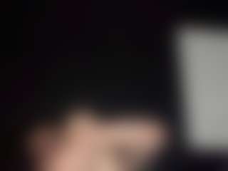 tallhungcloudyy's Live Sex Cam Show