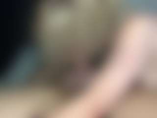 tallhungcloudyy's Live Sex Cam Show