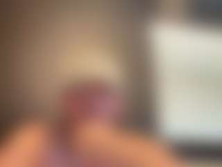 tallhungcloudyy's Live Sex Cam Show