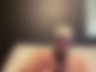 tallhungcloudyy's Live Sex Cam Show