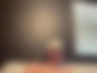 Live cam show with tallhungcloudyy - English on Hubzter Live