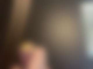 tallhungcloudyy's Live Sex Cam Show