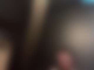 tallhungcloudyy's Live Sex Cam Show