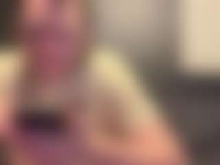 Live cam show with tallhungcloudyy - American on StripNow | united states