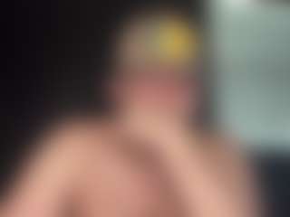 tallhungcloudyy's Live Sex Cam Show