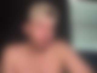 tallhungcloudyy's Live Sex Cam Show