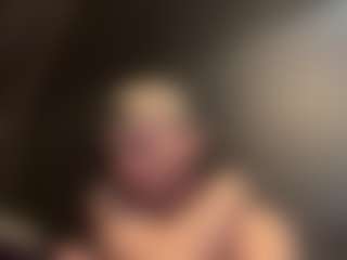tallhungcloudyy's Live Sex Cam Show