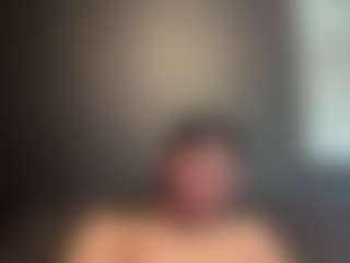 tallhungcloudyy's Live Sex Cam Show