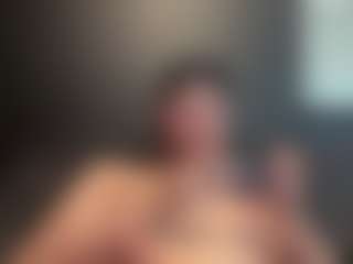 tallhungcloudyy's Live Sex Cam Show