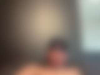 tallhungcloudyy's Live Sex Cam Show