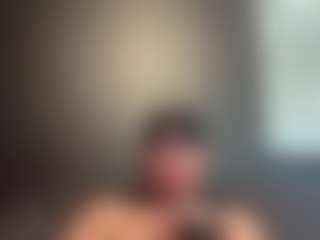 tallhungcloudyy's Live Sex Cam Show