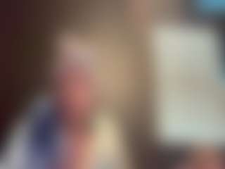 tallhungcloudyy's Live Sex Cam Show