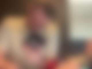 tallhungcloudyy's Live Sex Cam Show