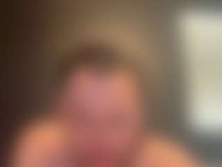 Live cam show with tallhungcloudyy - Beardy on TottyGirls