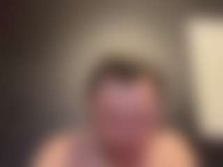 Live cam show with tallhungcloudyy - English on liverealitysex.com
