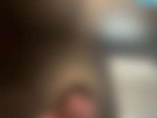Live cam show with tallhungcloudyy - Muscular on Camsoda