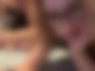 Live cam show with tallhungcloudyy - Muscular on Mixed Magazine Live