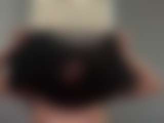 tallhungcloudyy's Live Sex Cam Show