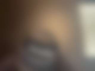 tallhungcloudyy's Live Sex Cam Show