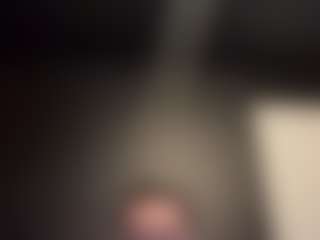 tallhungcloudyy's Live Sex Cam Show